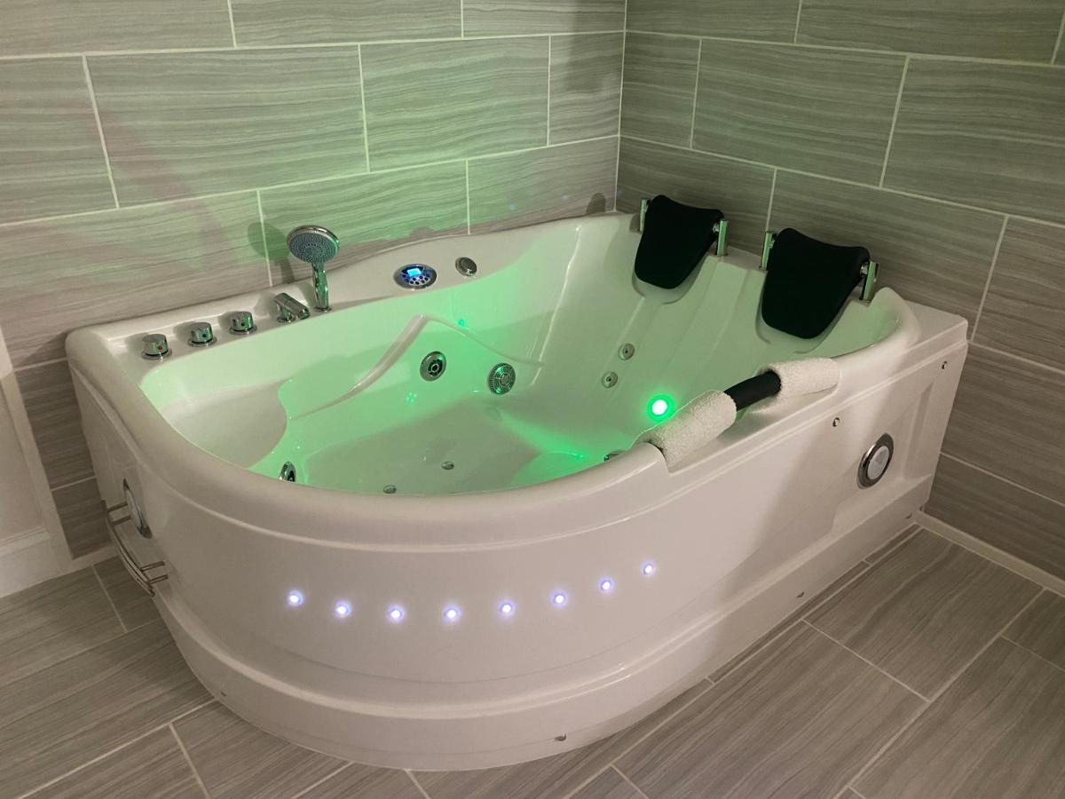 Orbits Inn Somerset Ngoại thất bức ảnh