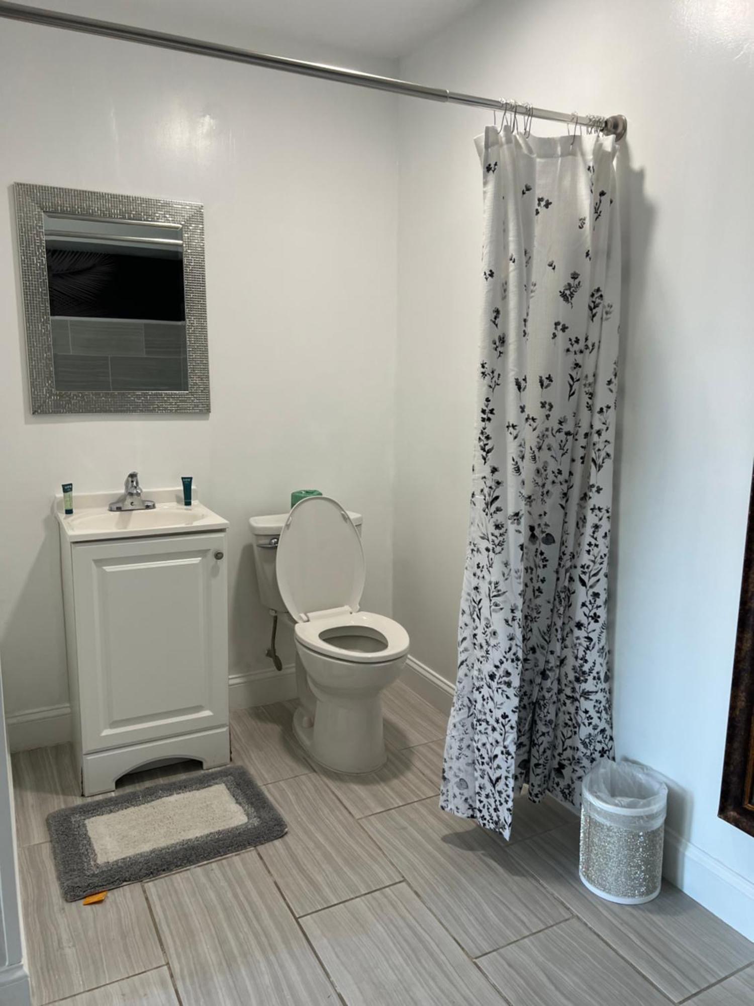 Orbits Inn Somerset Ngoại thất bức ảnh